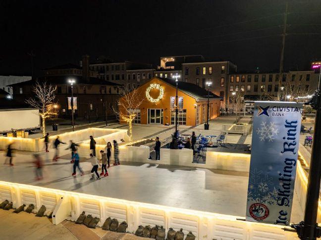 Sandusky's bigger, better ice rink ready for skaters | Sandusky