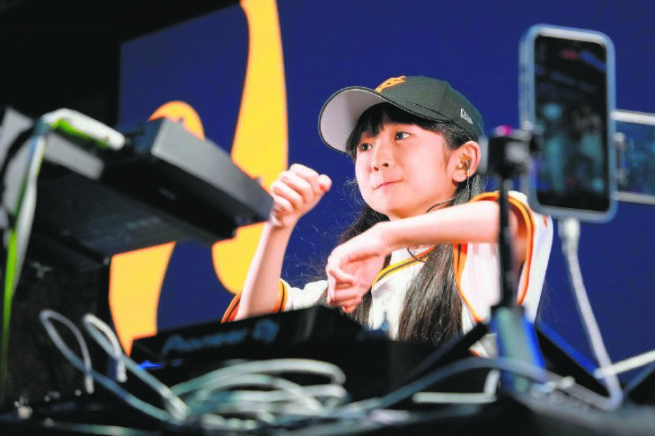 Japan's DJ Rinoka bobs to the beat as a child prodigy techno artist |  Norwalk Reflector