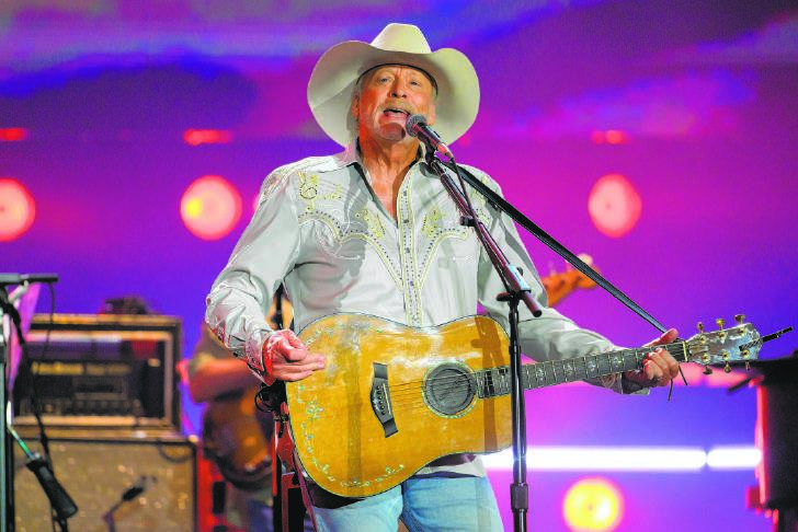 Inside country legend Alan Jackson's triumphant finale concert |  Advertiser-Tribune